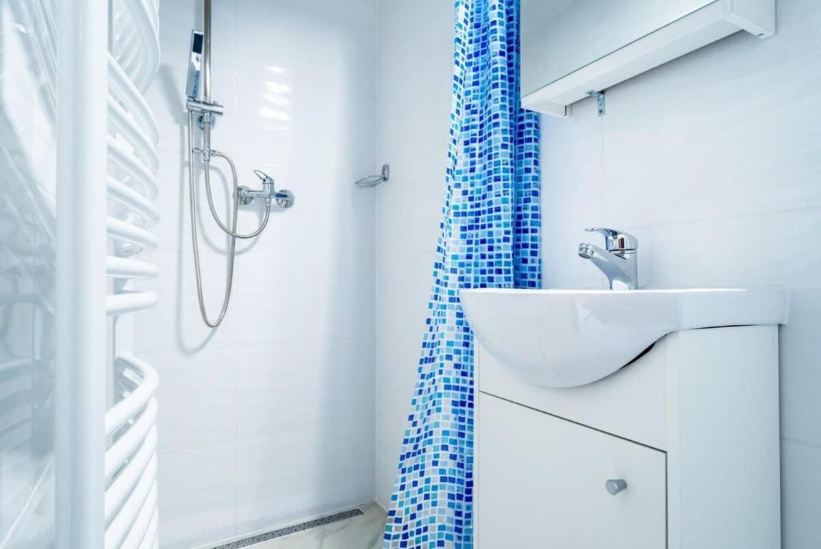 Modern Intimate Studio In The Center Budapeszt Zewnętrze zdjęcie